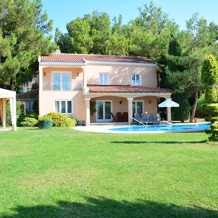 Pine Villas & Kusadası