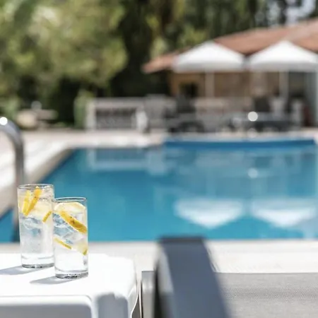 Pine Villas & * Kusadası