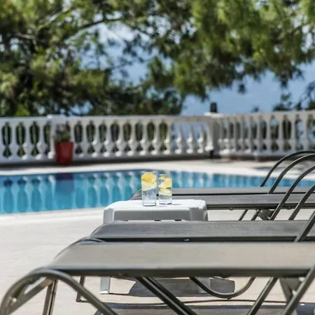 Apartmán Pine Villas & *
